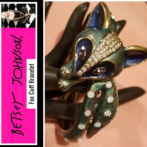 Betsey Johnson Foxy Fox Hinged Bracelet - Picture 4 of 7